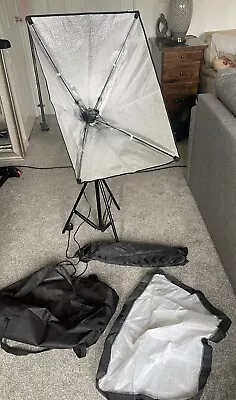 Photography Lighting Umbrella • £40