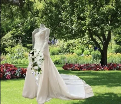 Wedding Dress Couture Angel Sleeve  Ivory Maggie Sottero Size 10 UK • £250