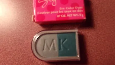Mary Kay Signature JADE DUO Blue  Duet  Eye Shadow Color .09 Oz - Retired • $8.99