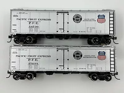 HO Lot Of 2 Athearn RTR Pacific Fruit Express 40’ Steel Reefer Boxcar PFE SP UP • $35