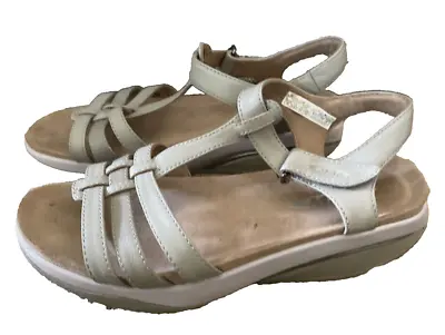 MBT US 9 9.5 Sandals Sadiki Gray Leather Walking • $48.95