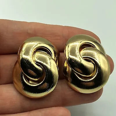 Gold Tone Stud Earrings Figure Of 8 Circles Pierced EarsRetro Power Dressing • £8