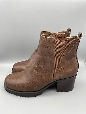 Mia Boots Women’s Size 9 Brown Faux Leather Block Heel Lug Sole Pull On • $29.95