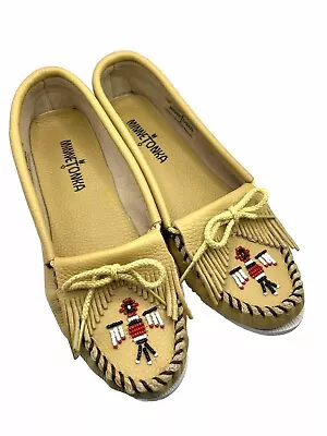 Minnetonka Moccasins Beaded Thunderbird Women's Size 8 Slip On Tan Beige • $25