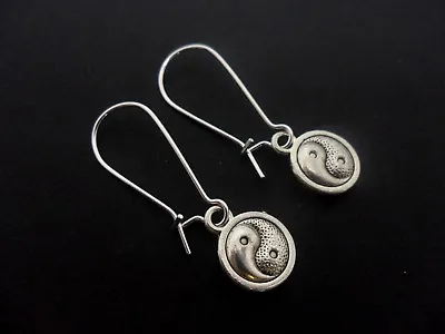 A Pair Of Yin Yang Earrings On Silver Plated Kidney Ear Wires. New. • £2.40