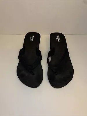 Mossimo Shoes Womens 9 Black Wedge Flip Flops • $14