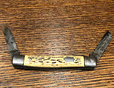 Vintage Caldwell Van Camp 4   Jigged Bone Shield Pocket Knife • $16.98