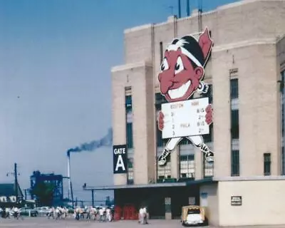 CLEVELAND MUNICIPAL STADIUM Chief Wahoo Indians Glossy 8 X 10 Photo Browns • $6.99