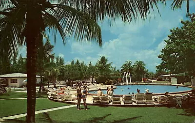 Golden Gate Hotel Motel & Vilas ~ 1950s Pool ~ Miami Beach FL Vintage Postcard • $2.23