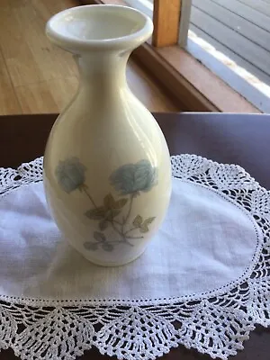 Vintage Wedgwood  Vase Ice Rose Fine Bone China Mid Century C 1959 - 87 • $12