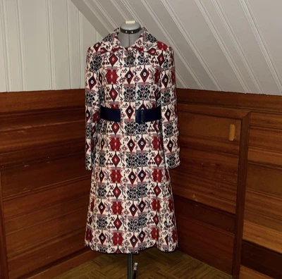 $125 • Buy Vintage Late 60’s/Early 70’s Embroidered Trench Coat - Rain Cheetahs By Naman