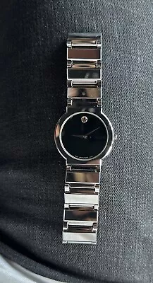 Movado Valor 89.C6.1871 Wrist Watch For Men • $650