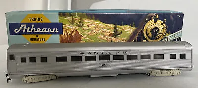 Athearn HO Santa Fe Passenger Car #3150 • $22