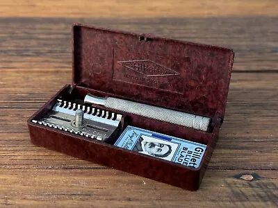 Vintage 1930's GILLETTE England Safety Razor In Bakelite Case + New Blade • $75