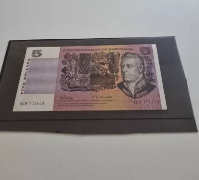 $150 • Buy Commonwealth Of Australia 1969 $5 Unc Banknote.