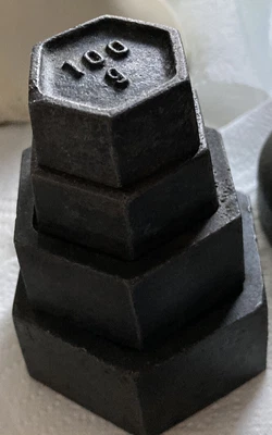 £10 • Buy SET OF  4 METRIC CAST IRON WEIGHTS FOR BALANCE SCALES 100g Upwards