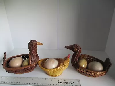 £4.99 • Buy 3 Small Novelty Wicker Chicken Baskets With Stone Eggs