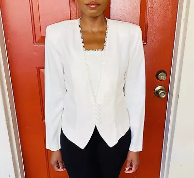 John Roberts VTG Ivory Victorian Blazer Size 5/6 • $19.99