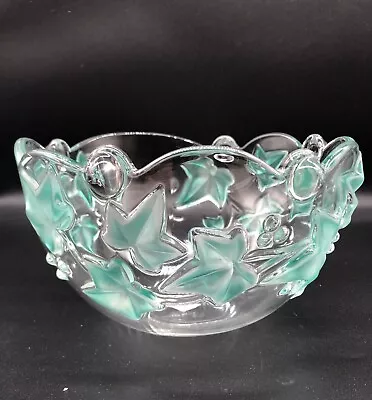 Mikasa Crystal Bowl With Green Vine Leaves • $12