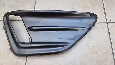 VOLVO XC60 Front Right Bumper Fog Cover R-design 31383121 • $17