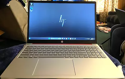 HP 15-fd0083wm 15.6  Laptop Pentium N200 Quad Core CPU 8GB RAM 128GB SSD Win 11 • $70