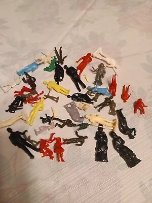 Lot 48 Vintage Miniature Figures Figurines Plastic People Men Women Children Etc • $23.50