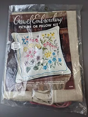ELSA WILLIAMS CREWEL EMBROIDERY PICTURE Or PILLOW KIT KC 340 NWT • $45.95