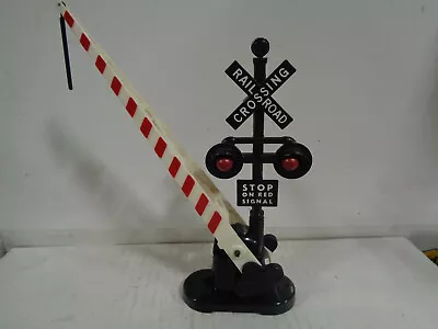 Vintage Lionel #2162 O Gauge Crossing Gate With Flashing Red Lights Near Mint • $39.99