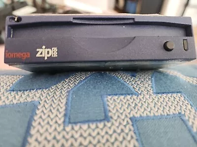$50 • Buy Iomega Z100Si Internal 3.5  SCSI Zip Drive - Tested & Working