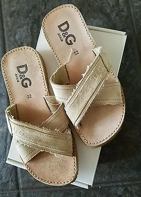 Dolce&Gababana Junior Slipper Size 32 Boys • $33