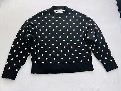 H&M Fuzzy Oversize Knit Sweater Ladies Medium Black White Soft PullOver   • $2.44