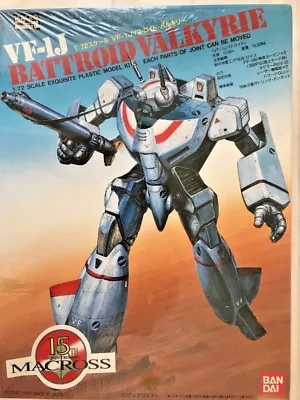 Macross VF-1J 1/72 Battroid Valkyrie Robotech Bandai 1990 (Vintage) • $29