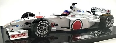 Minichamps 1/18 Scale 180 000022 - BAR Honda 02 F1 J.Villeneuve Signed Case • $204.64