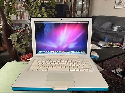 13” Apple MacBook A1181 Laptop Intel Core 2 Duo 2.4GHz 2GB RAM 160GB HDD W/ship • $90