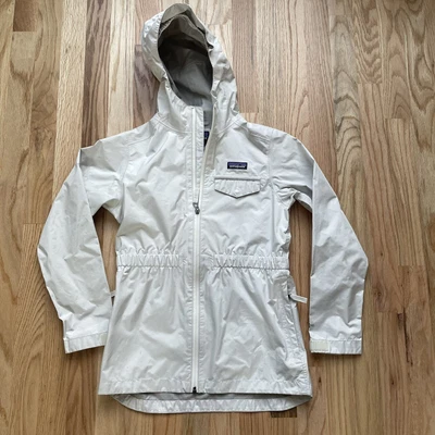 $39 • Buy Girl's Patagonia Torrentshell Birch White Zip Up Hooded Rain Coat Jacket Sz L