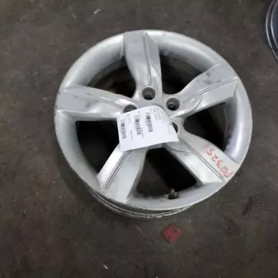 Wheel 17x7 With Fits 12-15 VELOSTER 582921 • $115