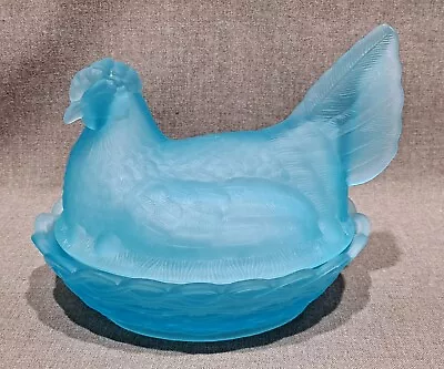 L. G. Wright Glass 7  Blue Satin Hen On Nest • $69.95