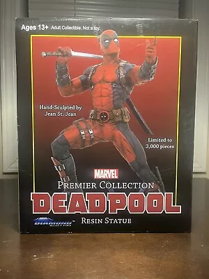 DIAMOND SELECT TOYS Marvel Premier Collection: Deadpool Resin Statue *New* #766 • $199