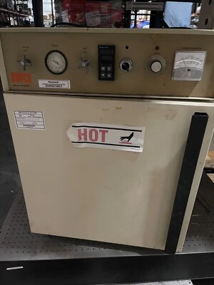 $950 • Buy Napco 5861 Vacuum Oven 4.5 Cuft