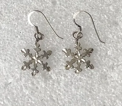 $9.99 • Buy Sterling Silver 925 Snowflake Diamond Cut Dangle Filigree Earrings