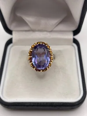 14ct Gold Synthetic Colour Change Sapphire • £395