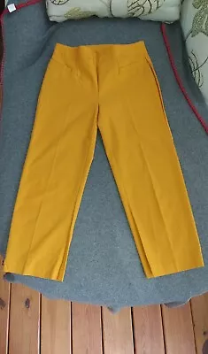 Chico's So Slimming Womens Sz 00 XS Yellow Pull On Stretch Crop Pants • $19.99