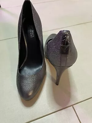 Michael Kors Pumps Silver Size 5.5 New • $8.99