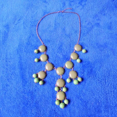 $11.70 • Buy Two Toned Avocado Apple Green Bubble Bib Statement Necklace