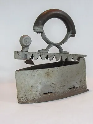 Antique Sad Iron Charcoal LM 32 STAS 3340-52 VERY RARE! • $40