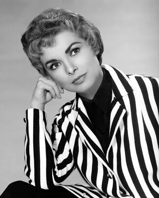 Janet Leigh  Unsigned 10  X 8  Photo - Beautiful American Actress *2179 • £2.60