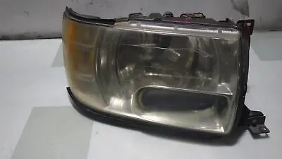 02 INFINITI QX4 RIGHT Headlamp  • $140