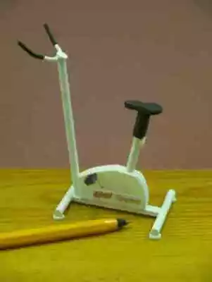 Dolls House Miniature 1/12th Scale Gym Equipment Exercise Bike M116 • £25.99