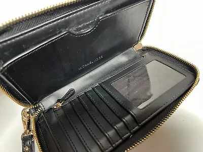Michael Kors MK Embossed Logo Patent Leather Phone Clutch Wallet Wristlet Black • $8.99