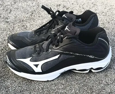 Mizuno Wave Lightning Z6 Black Volleyball Shoes Low Top Sneakers. Women's Sz 9 • $44.85